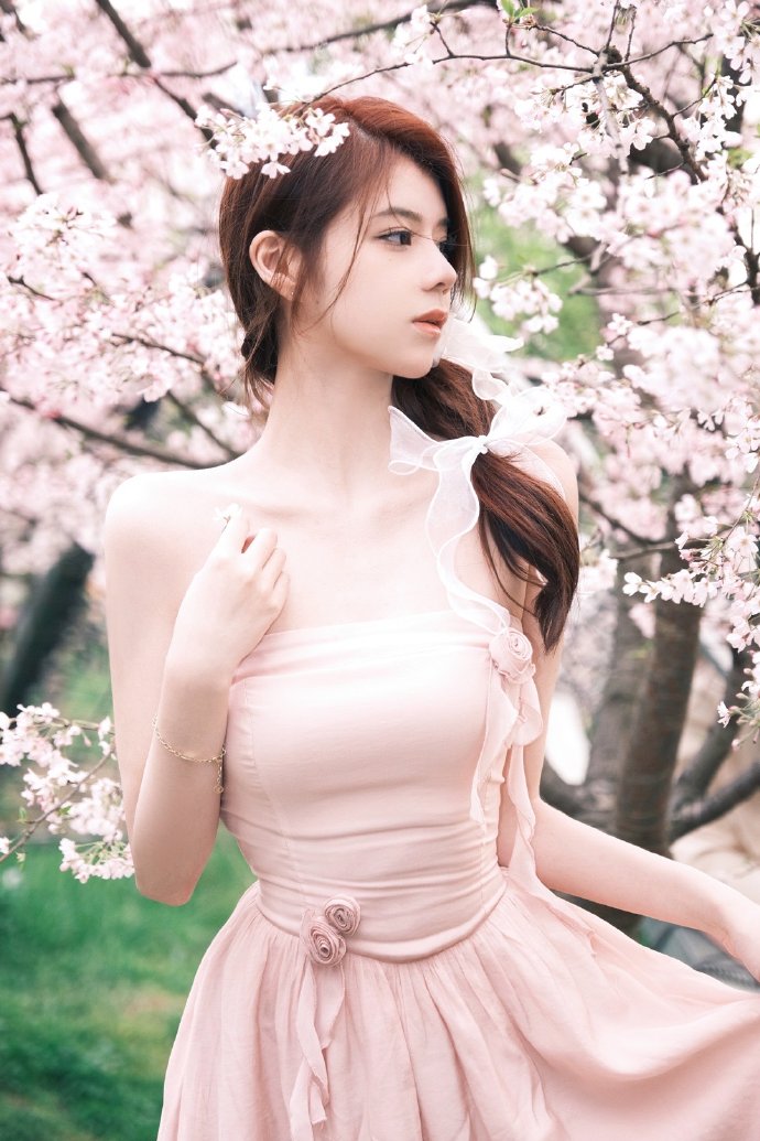 SEO与网络营销：助力企业提升在线竞争力的双剑合璧