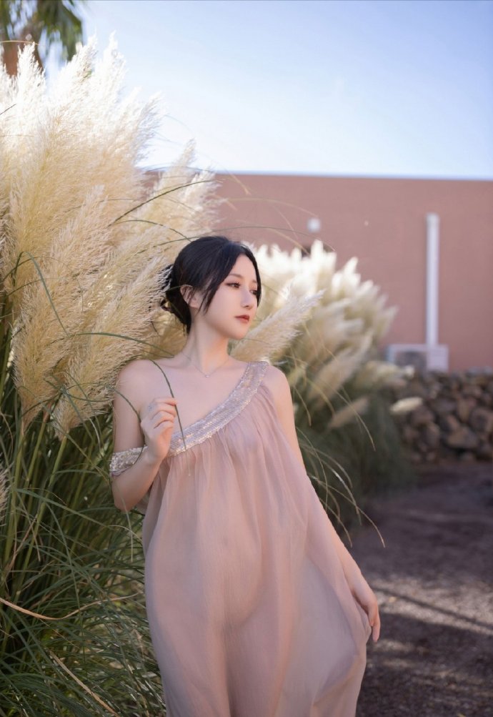 打造高效双语网站：助力企业国际化发展