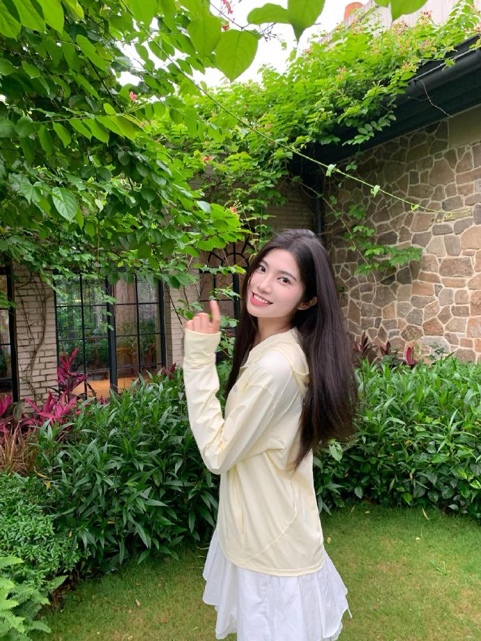 来自杨总的视频lvk脚心官方版_来自杨总的视频lvk脚心ios版N.9.41.26_环球网