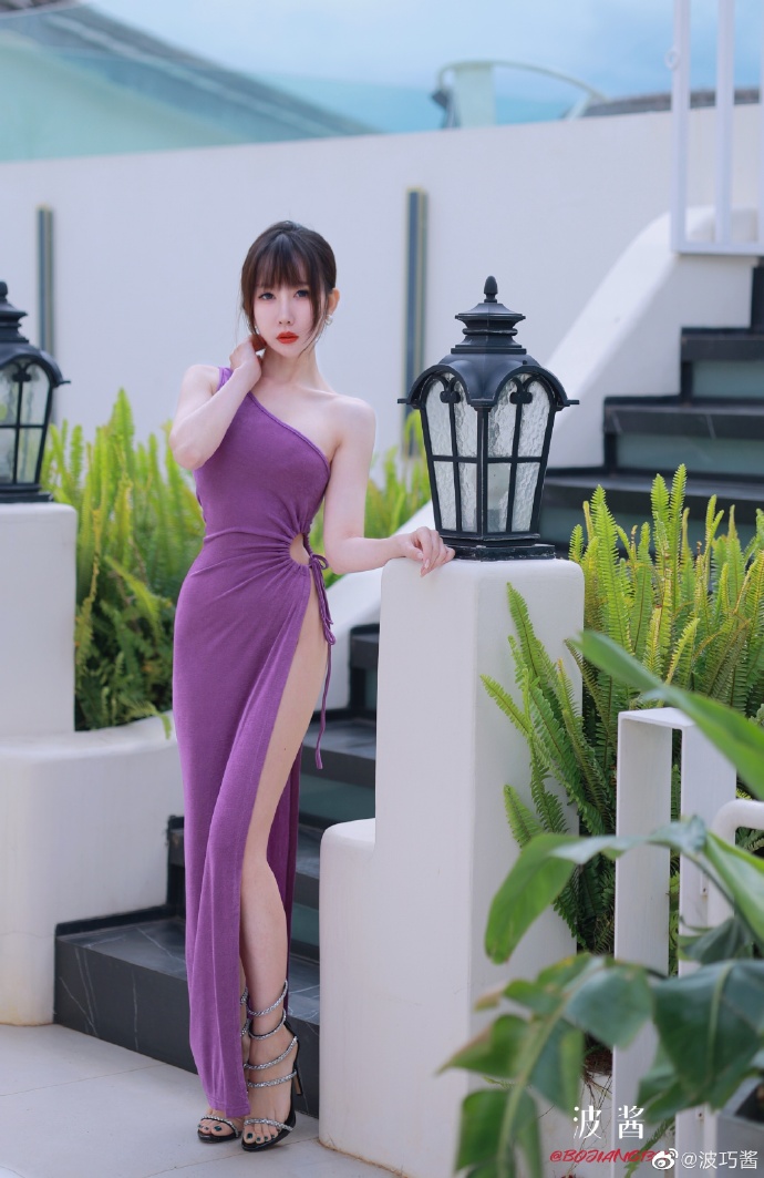 Dede自动评论SEO工具：助力网站优化，提升用户体验