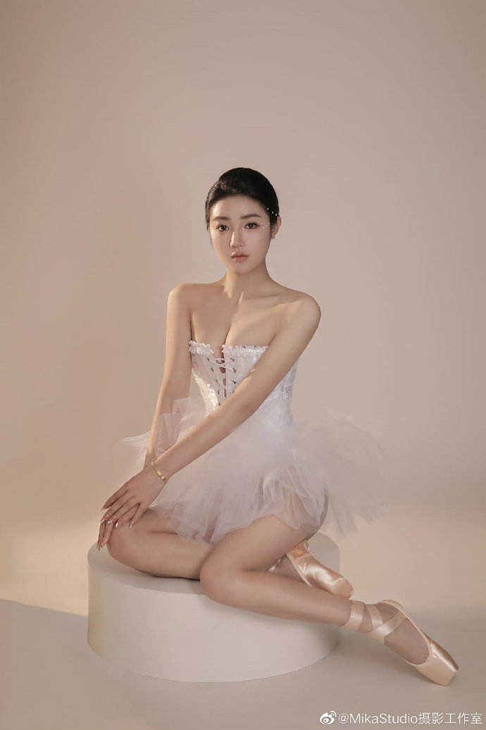 小旋风蜘蛛池效果图大全高清图片视频