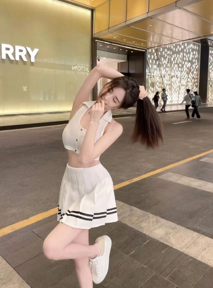 女孩自愈短视频大全_女孩自愈短视频大全最新电脑版本N.21.82.23_移动?电信软件中心