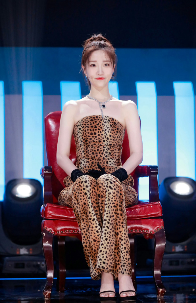 寄生虫蜘蛛池要多少钱一条呢视频