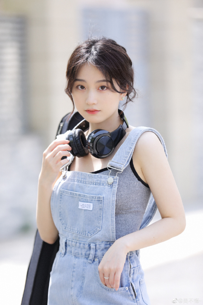 久草资源站官方版_久草资源站最新版本N.25.23.57_2265安卓网