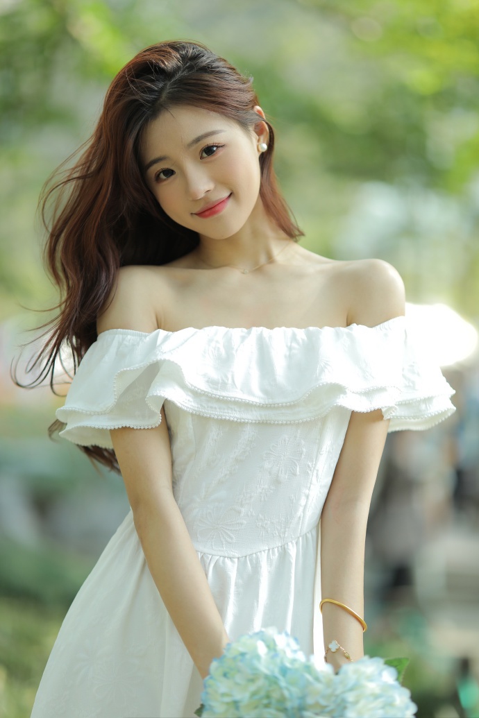 y31成色1.232ct蓝莓