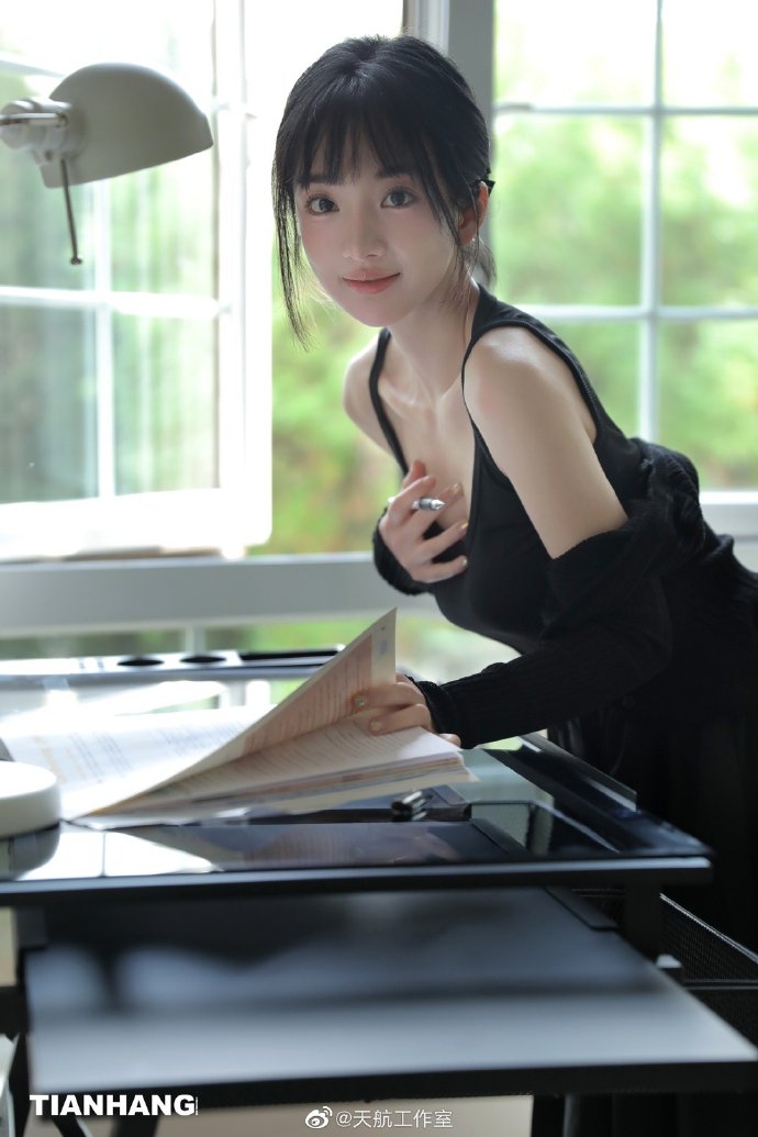 美女操逼app_美女操逼app最新版N.25.16.60_2265安卓网