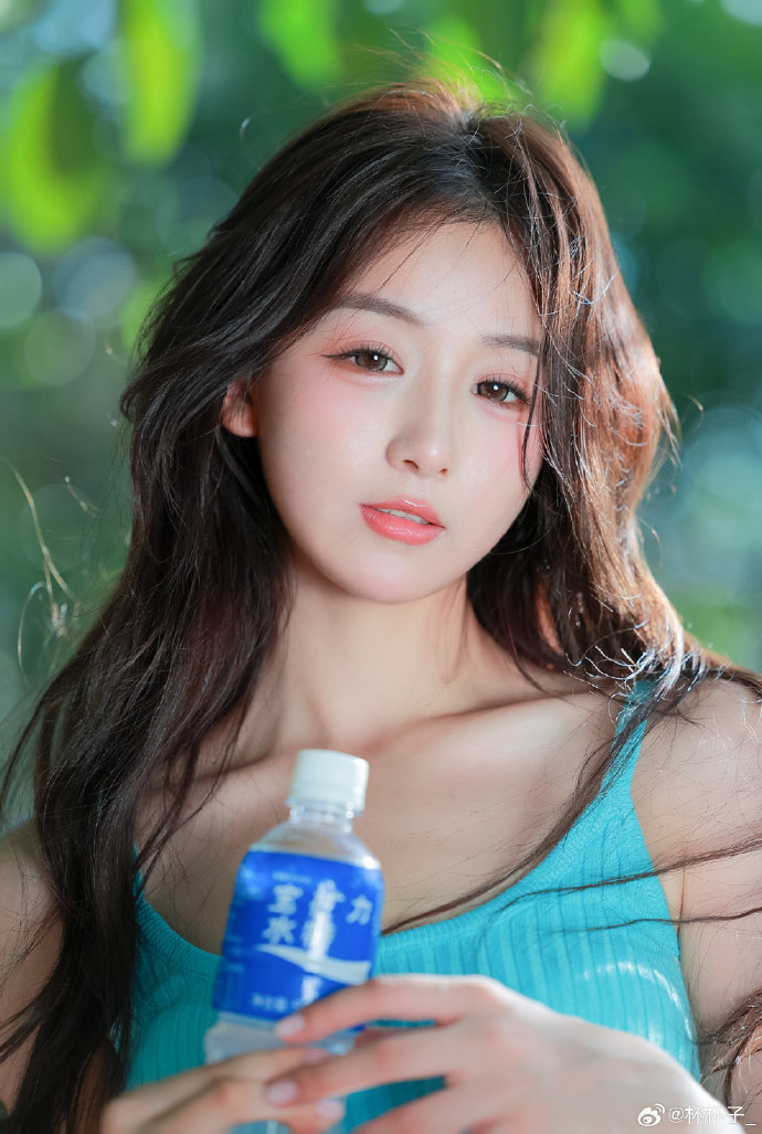 小说区图片区偷拍区视频