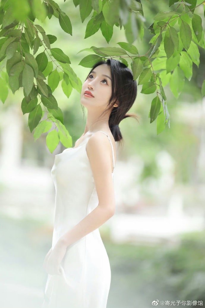 美女姐姐跳舞的视频