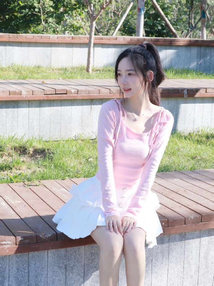 蜜桃33_蜜桃33最新手机版N.9.89.16_2265安卓网