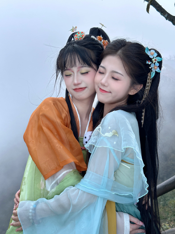 两个男生做下肢运动小腹变大_两个男生做下肢运动小腹变大最新版本v.2.16.65_2265安卓网