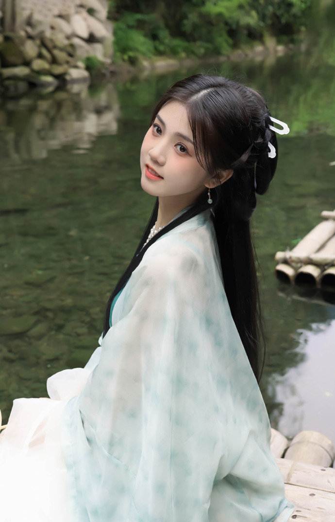 小旋风蜘蛛池是干什么的啊图片