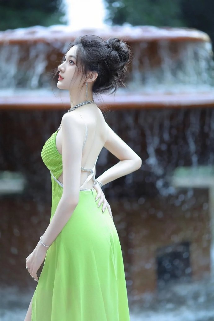 芝柏吃鸡最帅照片图片