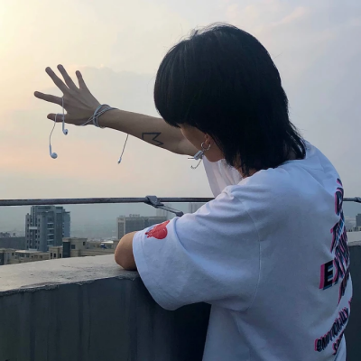 百威抖音赞 - 助手抖音,24小时抖音点赞业务下单平台